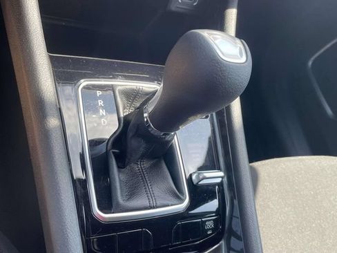 Used 2023 Jeep Compass Sport AWD/4WD image 18