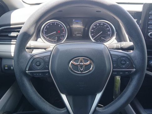 Used 2023 Toyota Camry LE FWD image 5