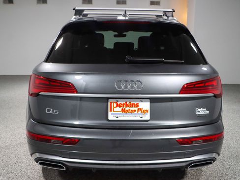 Used 2023 Audi Q5 2.0T Premium w/ Convenience Package image 8