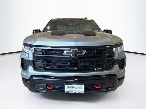 Used 2026 Chevrolet Silverado 1500 LT Trail Boss w/ Safety Package AWD/4WD image 2