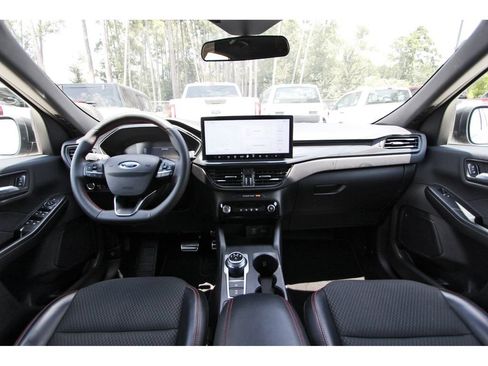 Used 2023 Ford Escape ST-Line w/ Tech Pack #1 FWD image 12