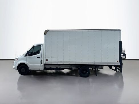 Used 2023 Mercedes-Benz Sprinter 4500 image 6