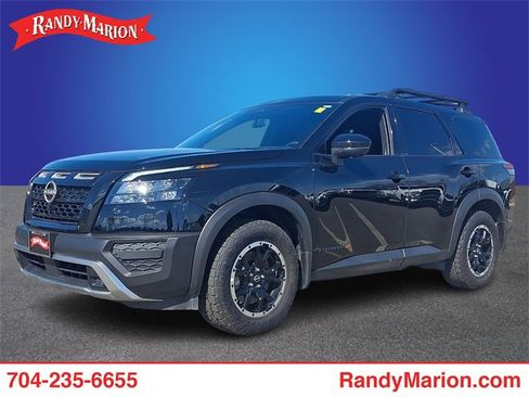 Used 2025 Nissan Pathfinder Rock Creek image 1