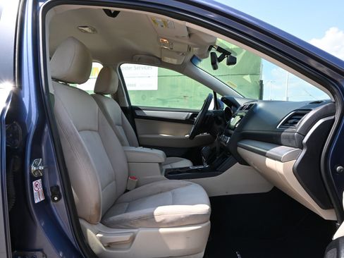 Used 2017 Subaru Legacy 2.5i Premium AWD/4WD image 23
