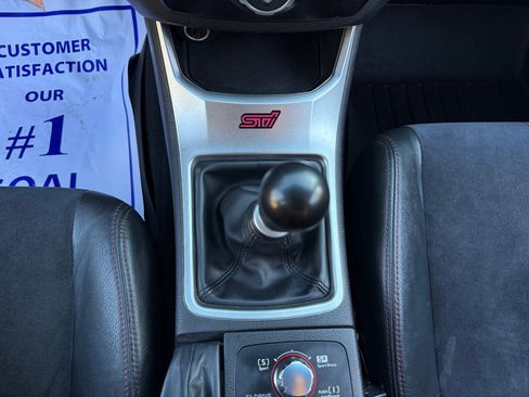 Used 2011 Subaru Impreza WRX STI image 46