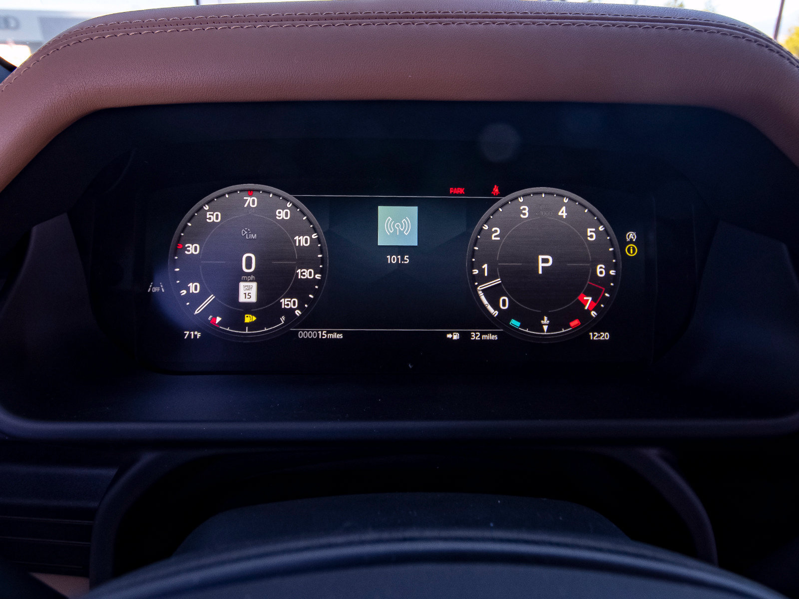 New 2026 Land Rover Defender 110 X-Dynamic SE AWD/4WD image 9