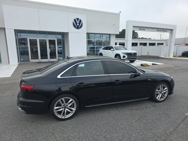 Used 2023 Audi A4 2.0T Premium w/ Convenience Package AWD/4WD image 3