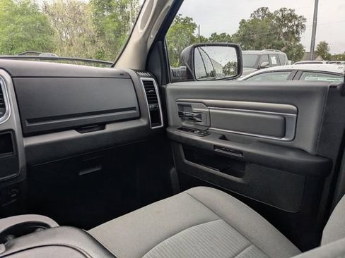 Used 2022 RAM 1500 Classic SLT image 16