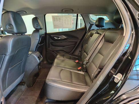 Used 2023 GMC Terrain SLT FWD image 11