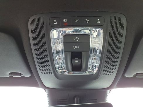 New 2026 Mercedes-Benz GLB 250 4MATIC image 25