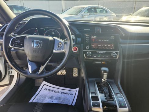 Used 2019 Honda Civic Sport image 18
