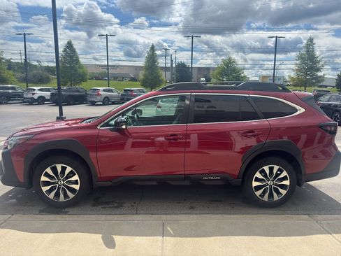 Used 2024 Subaru Outback Limited w/ Popular Package #2 AWD/4WD image 6