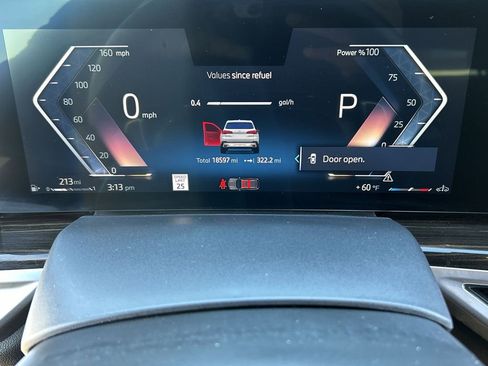 Used 2025 BMW X5 sDrive40i w/ Premium Package image 11