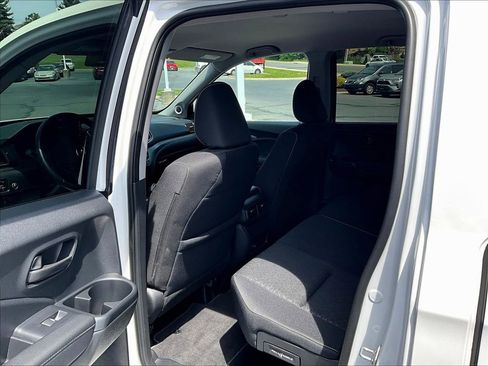 Used 2025 Honda Ridgeline Sport+ image 8