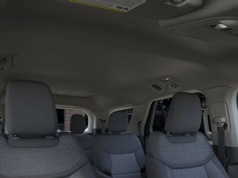 New 2026 Ford Explorer Active RWD image 22