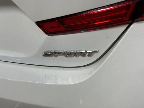 Certified 2022 Honda Accord Sport image 26