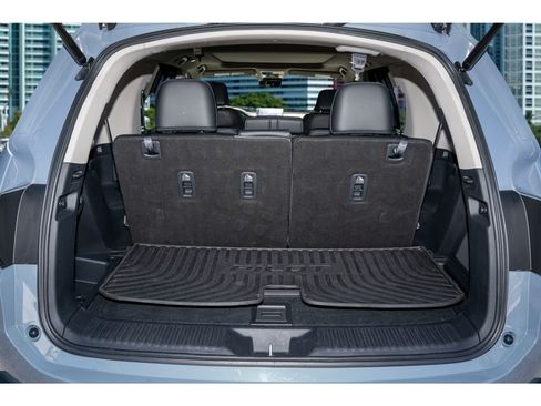 Certified 2023 Honda Pilot Touring image 10