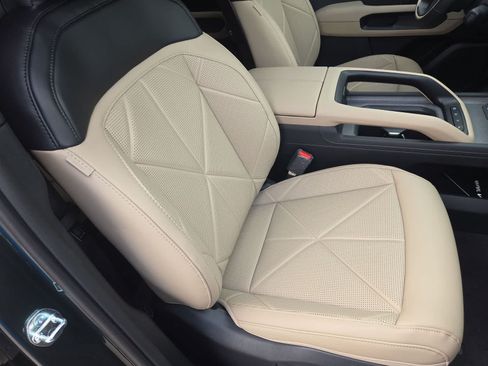New 2027 Kia Telluride EX FWD image 23