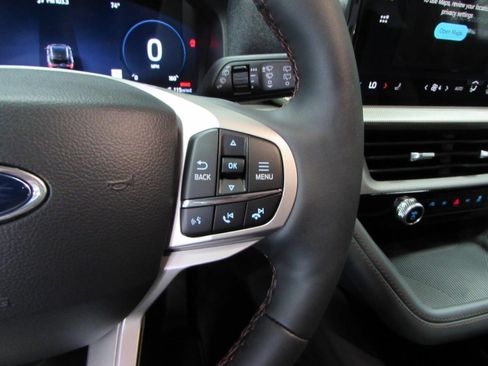 New 2026 Ford Explorer Active image 18