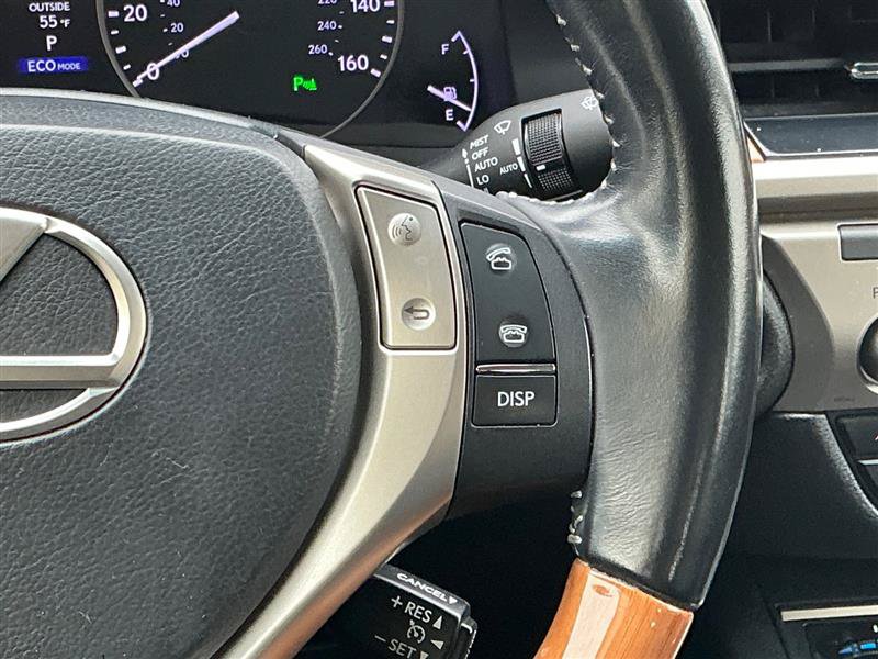 Used 2014 Lexus ES 300h w/ Luxury Package w/Bamboo Trim FWD image 42