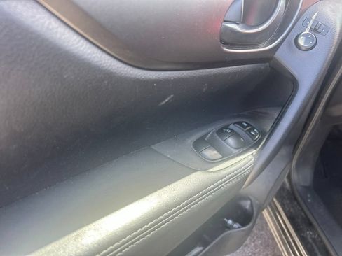 Used 2020 Nissan Rogue Sport S AWD/4WD image 5