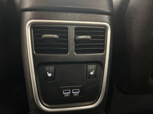 Used 2023 Chrysler 300 Touring L w/ Popular Equipment Group image 27