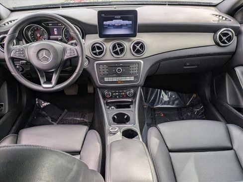 Used 2020 Mercedes-Benz GLA 250 image 16