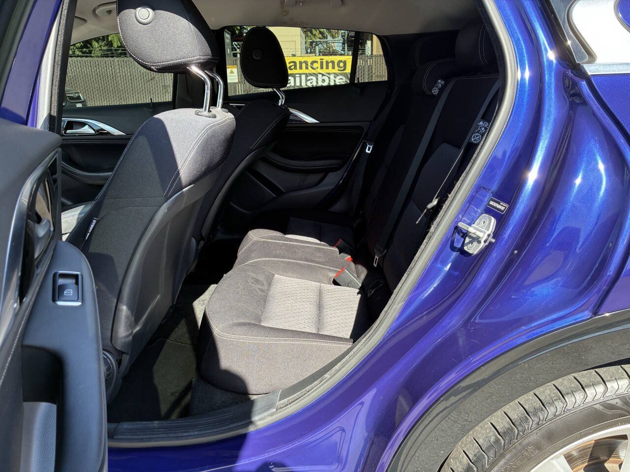 Used 2018 INFINITI QX30 FWD image 4