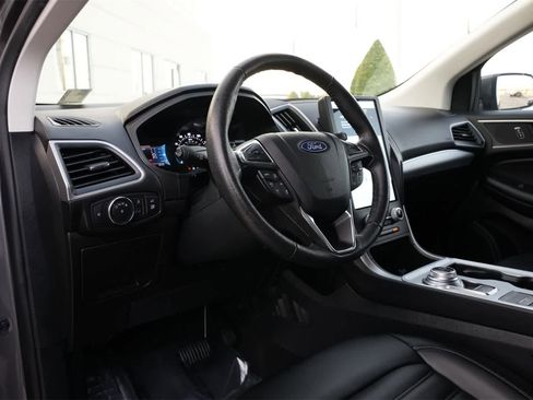 Used 2022 Ford Edge SEL w/ Convenience Package image 16