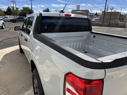 New 2025 Ford Maverick XLT image 5