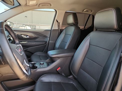 Used 2023 GMC Terrain SLT w/ LPO, Floor Liner Package FWD image 12