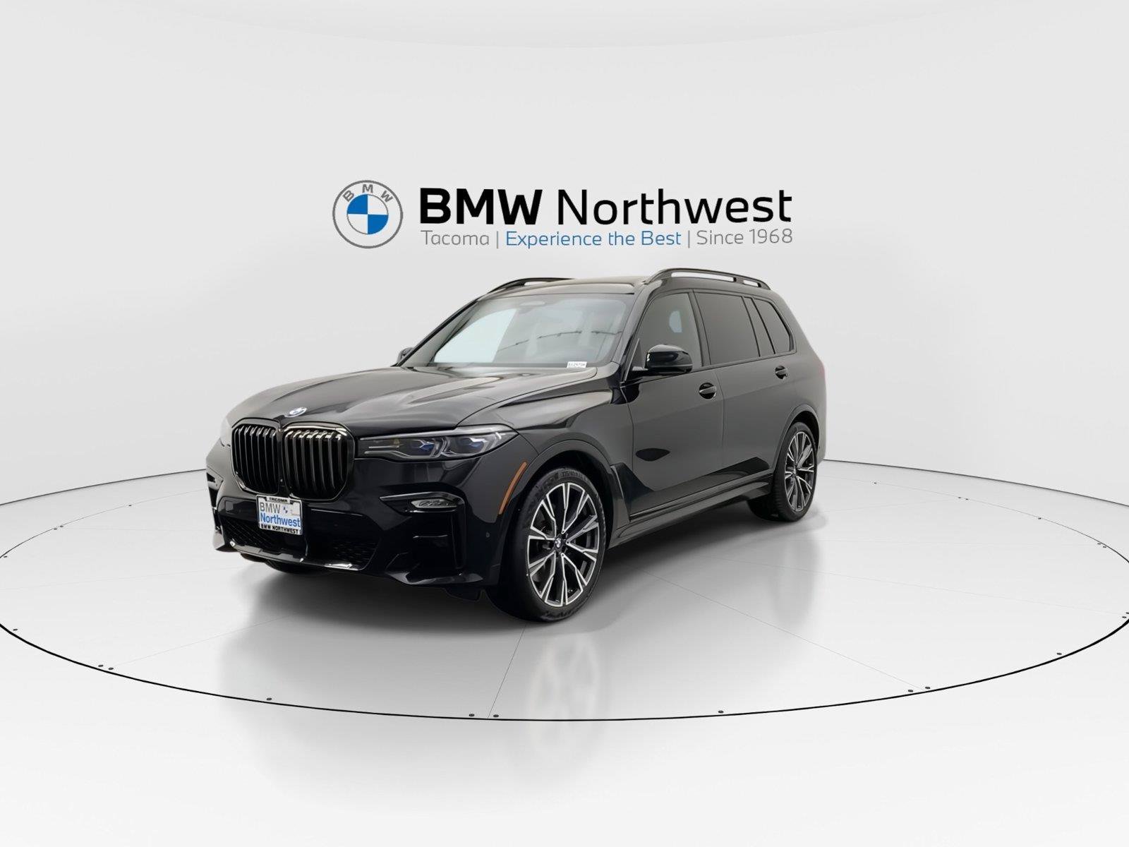 Used 2021 BMW X7 M50i AWD/4WD image 2