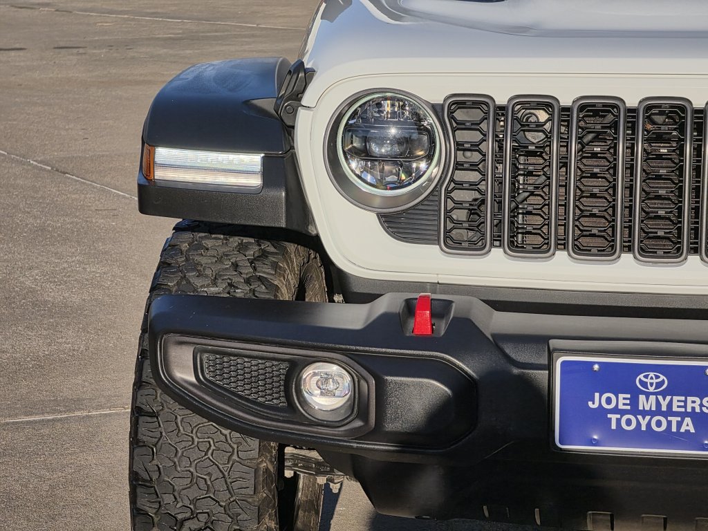 Used 2026 Jeep Wrangler Unlimited Rubicon AWD/4WD image 5