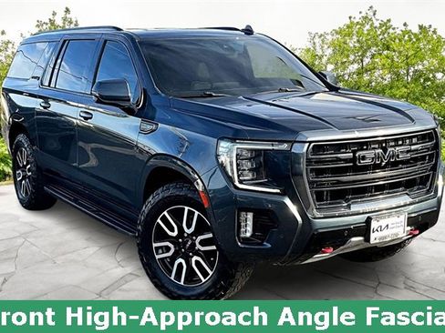 Used 2021 GMC Yukon XL AT4 w/ Technology Package image 10