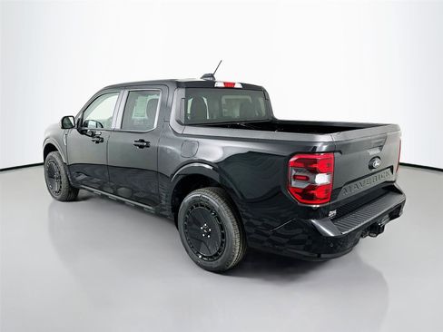 New 2025 Ford Maverick Lobo image 5
