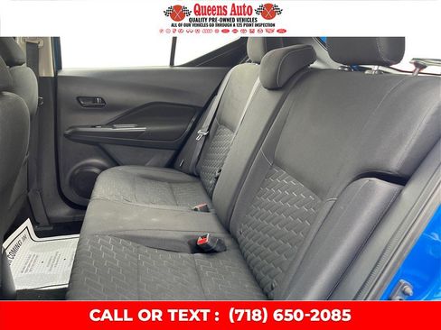 Used 2021 Nissan Kicks S FWD image 11