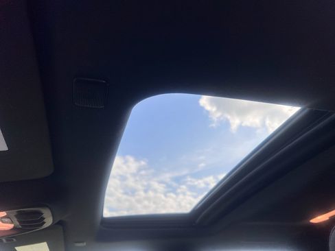 Used 2024 Chevrolet Colorado Z71 w/ Z71 Convenience Package 2 image 22