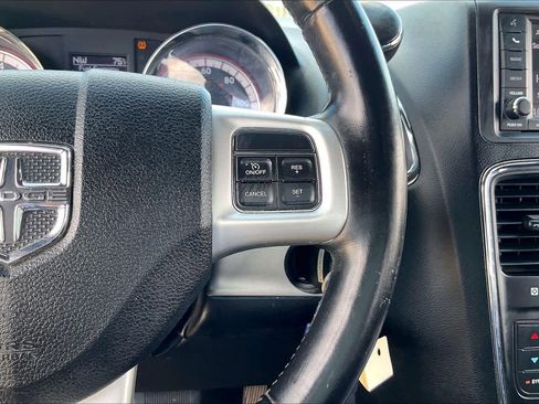 Used 2020 Dodge Grand Caravan GT image 25