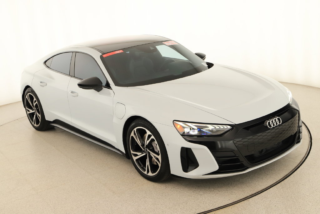 Used 2022 Audi e-tron GT Prestige AWD/4WD image 36