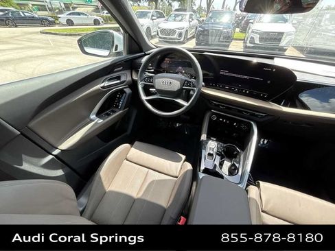 Certified 2025 Audi Q5 Premium Plus w/ Premium Plus AWD/4WD image 15