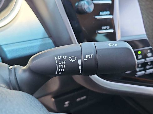 Used 2018 Toyota Camry LE w/ Protection Package (Q2) FWD image 25