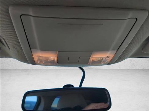 Used 2013 Ford Edge SE image 19