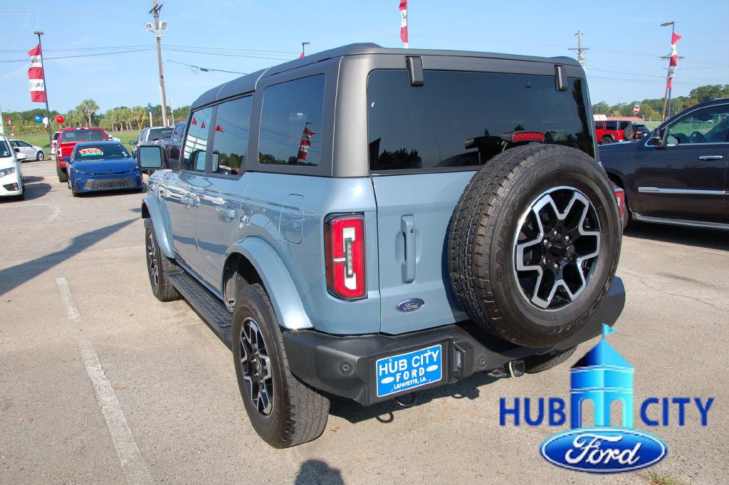 Used 2024 Ford Bronco Outer Banks AWD/4WD image 3