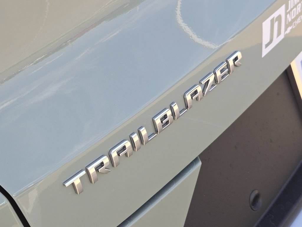 New 2026 Chevrolet TrailBlazer LT w/ Driver Confidence Package FWD image 7