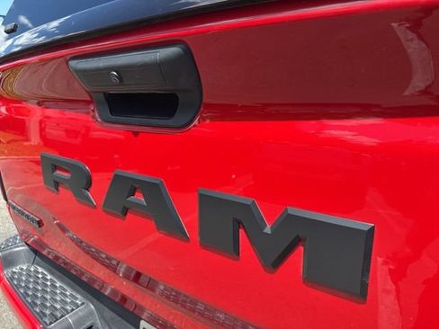 Used 2025 RAM 1500 Big Horn AWD/4WD image 16