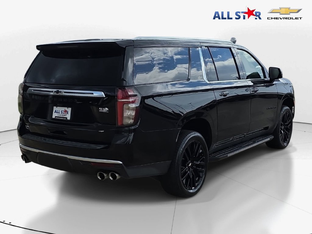 Used 2021 Chevrolet Suburban High Country RWD image 3