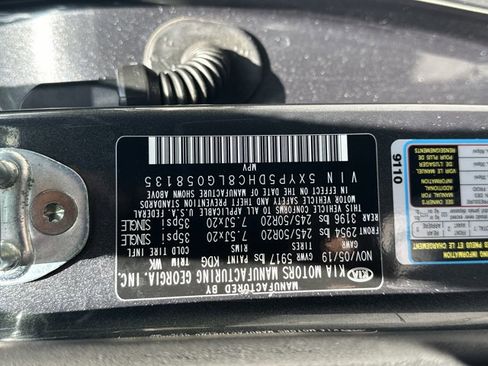 Certified 2020 Kia Telluride SX w/ SX Prestige Package AWD/4WD image 39