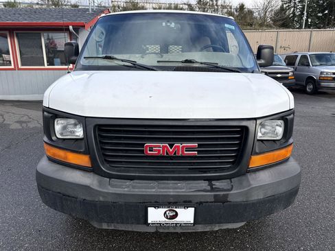 Used 2009 GMC Savana 1500 AWD image 2