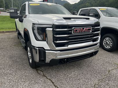 New 2026 GMC Sierra 2500 SLE w/ LPO, GMC Protection Package