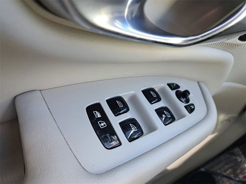 Used 2022 Volvo XC90 T6 Inscription w/ Advanced Package image 21